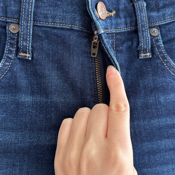 Madewell 10” High-Rise Dark Wash Denim Skinny Jeans, Size 26 - Picture 8 of 16